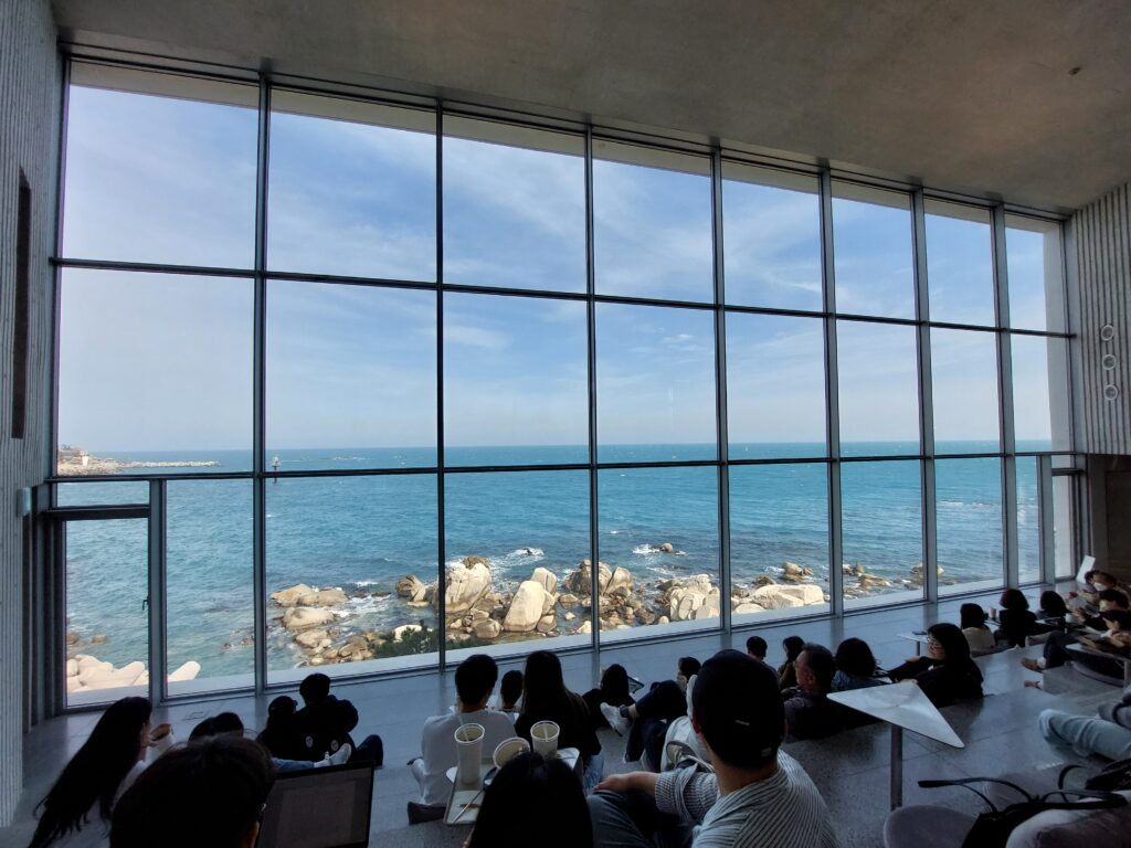 Ocean view cafe in Ulsan (Greetvi Ulsan)
